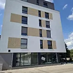 Apartman Lux Point S Terasou O *