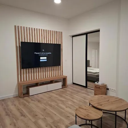 Apartman Lux Point S Terasou O