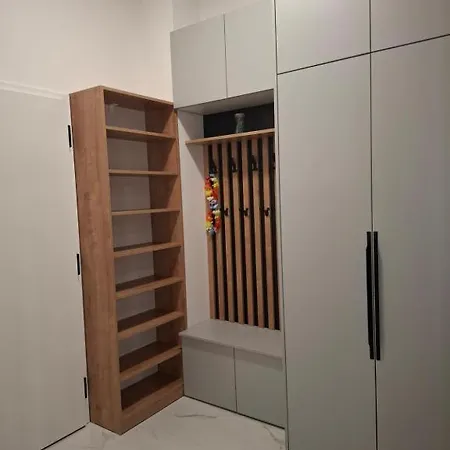 Lux Point S Terasou O * Homonna