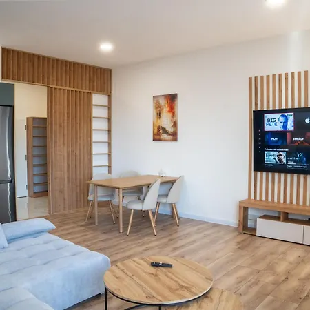 Lux Point S Terasou O Humenne