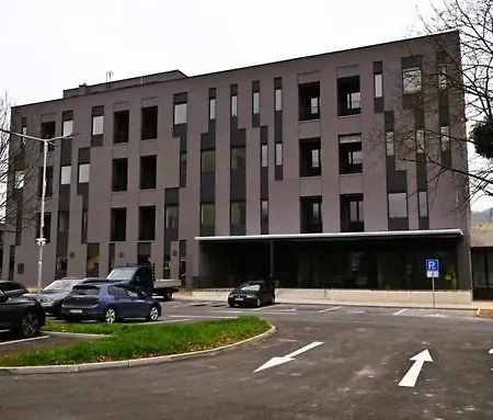 Luxusný Point S Terasou O Apartamento *
