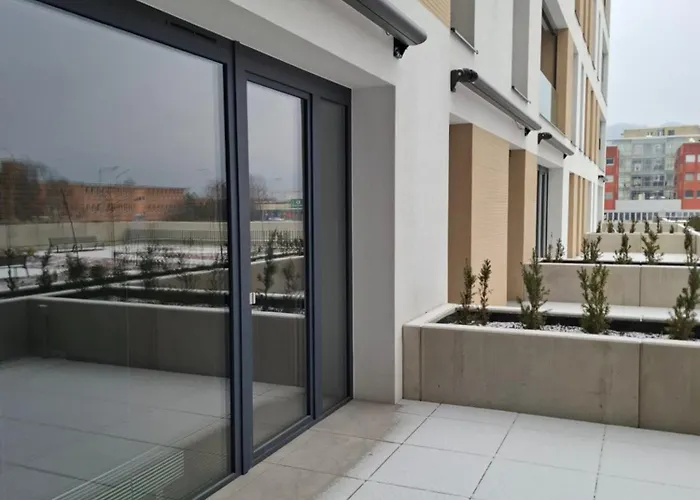 Luxusný Point S Terasou O Appartamento Humenné