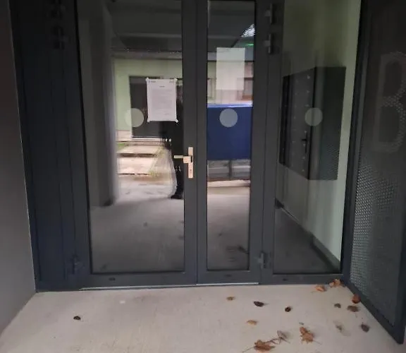 Luxusný Point S Terasou O Appartamento *