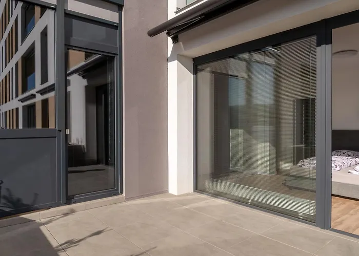 Lux Point S Terasou O Apartmán